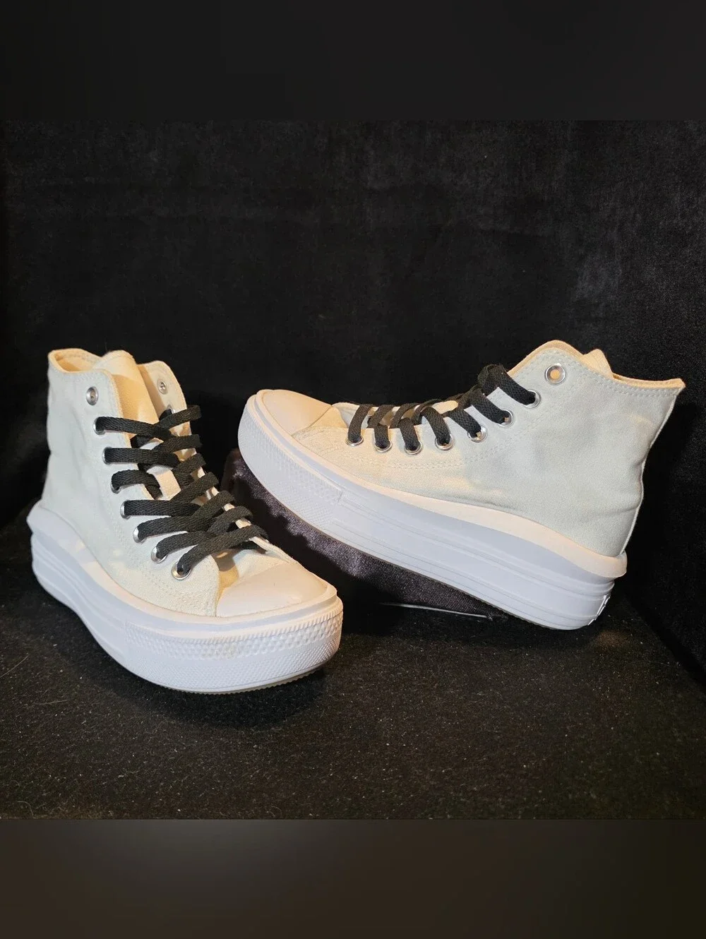 Converse Women’s High-Top Platform Sneakers in Cream with Black Laces Size 5.5